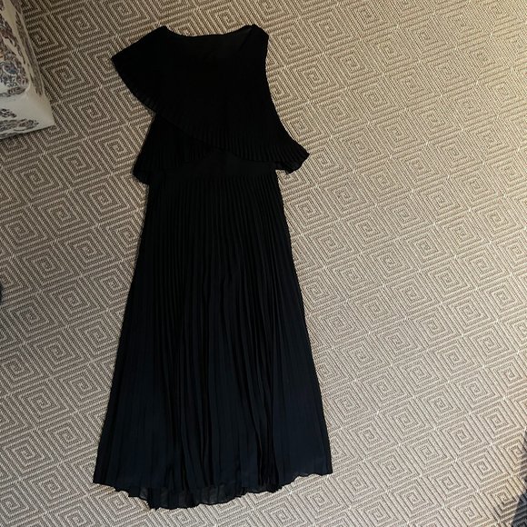 Black Formal Dress - Picture 1 of 2